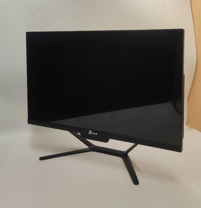 Моноблок 24дюм  Everel i5 2400 8gb ozu ssd 256gb