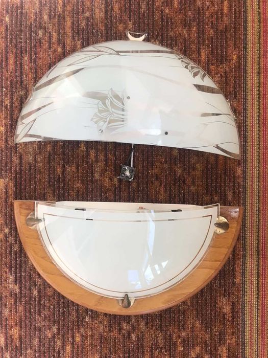 Осветитнелни тела за таван и стена