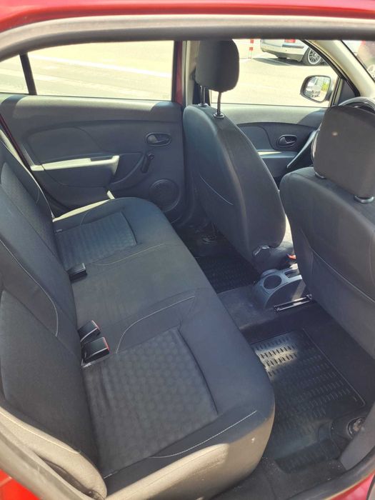 Dacia Logan2013 0,9 Benzina