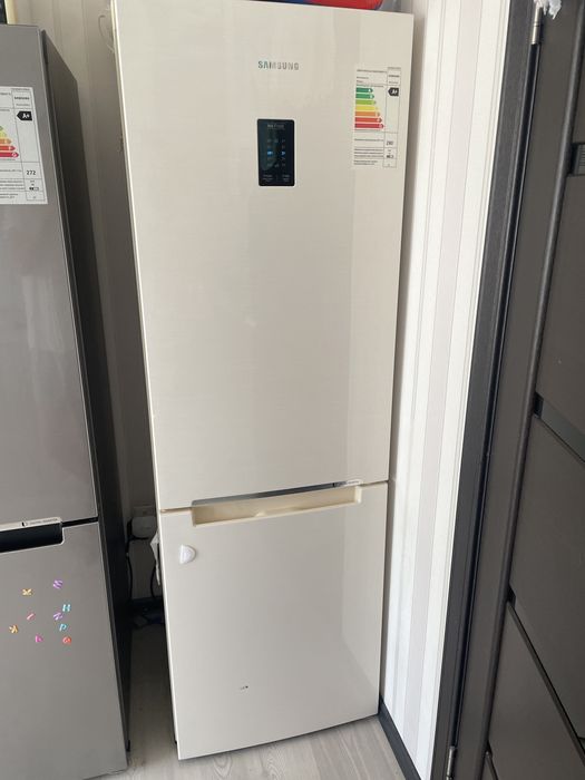 Холодильник sumsung