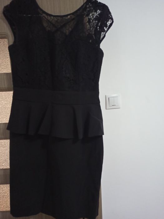 Rochie neagra eleganta