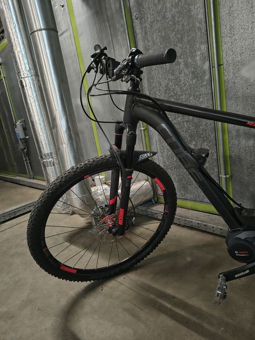 Vind bicicleta electrica fara acumulator si incarcator