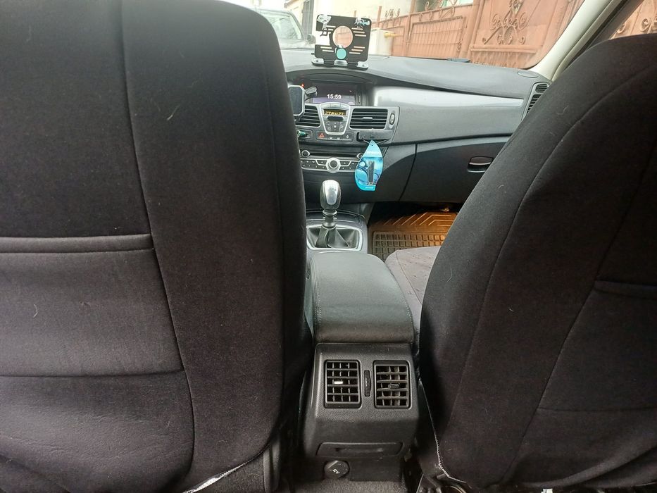 Vând Renault Laguna 2010