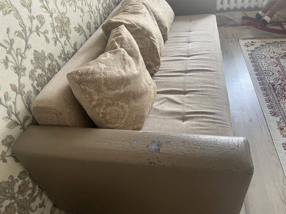 Продам диван б/у