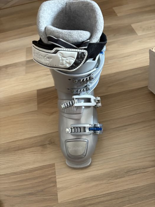 Clapari icelander femei pt marime 36