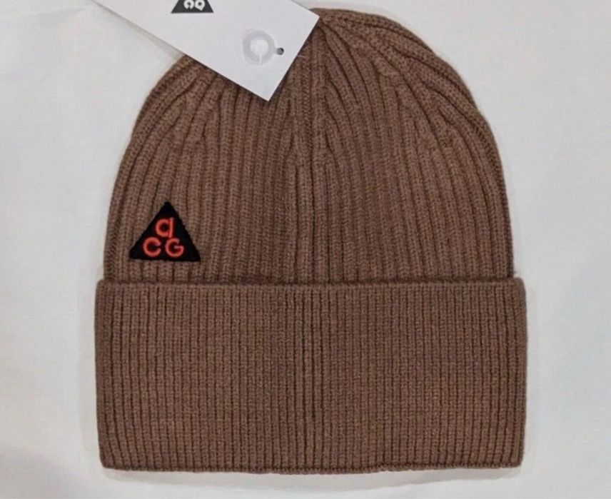 Шапка nike acg новая