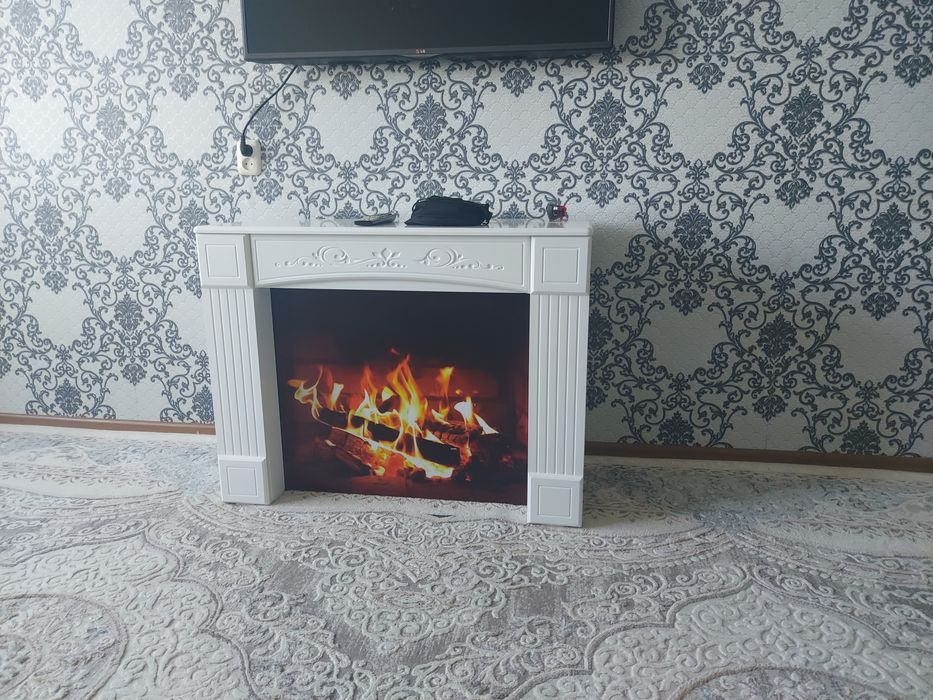 Продаю стол трансформер камин