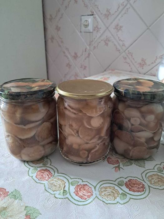 Продаю маринованные грибы в удобной таре
