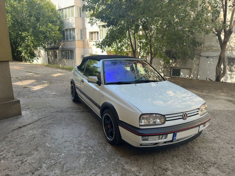 VOLKSWAGEN Golf 1998