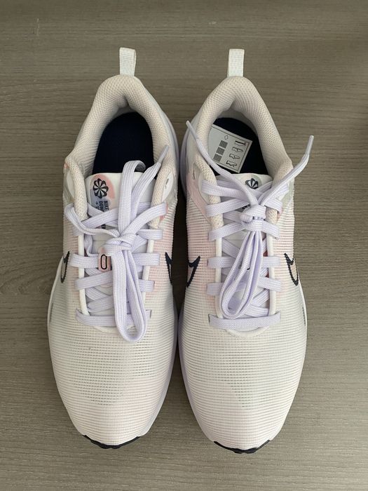 Продам кроссовки Adidas