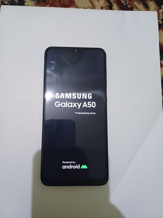 Samsung A50 4/64lik aybi yoq ishlashi yaxshi