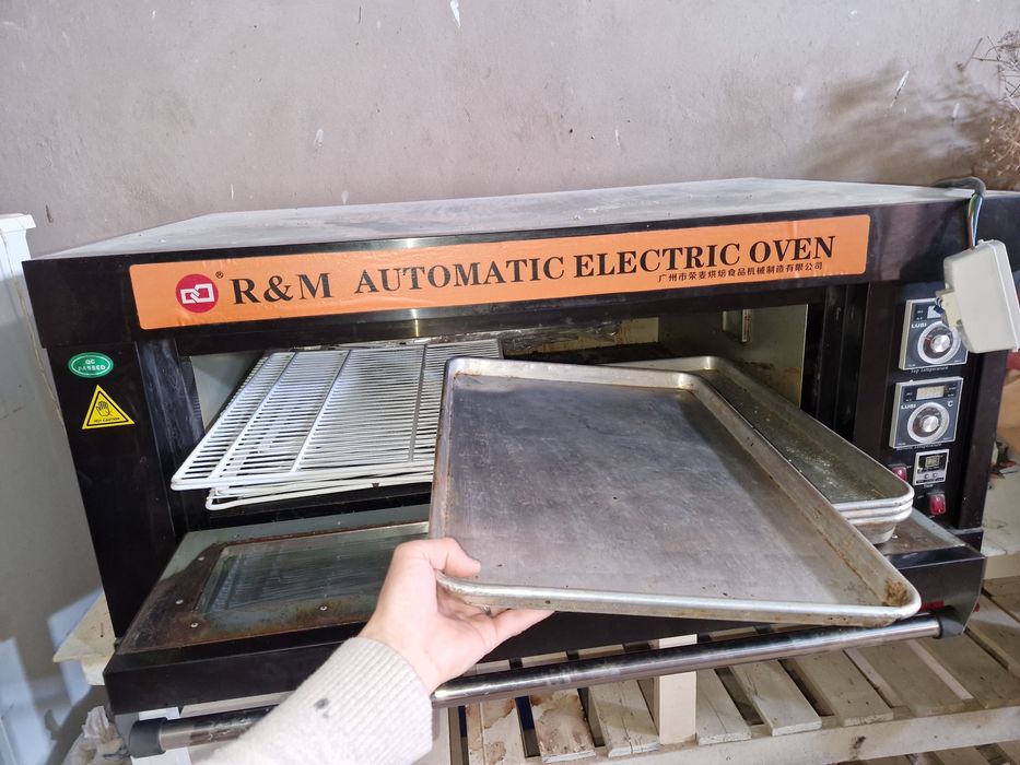 Pechka sotiladi srochna