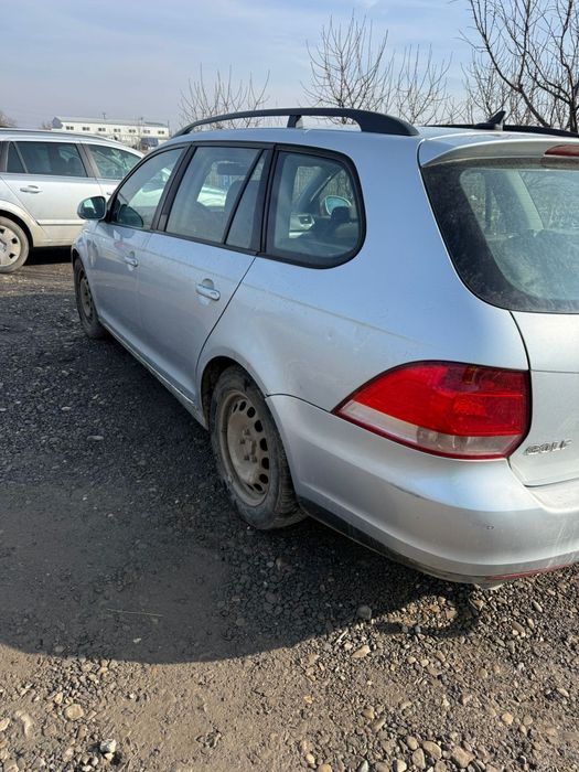 Dezmembrez Volkswagen Golf 5 variant  break 1.6i 1.8i 1.9tdi 2.0tdi