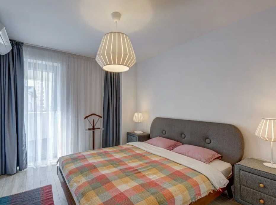 Дава се под наем Двустаен апартамент в Бургас, Изгрев - 70 кв.м за 306 € - Снимка #3