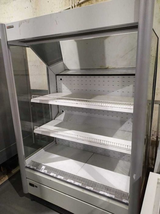 Горка холодильная витрина пристенок