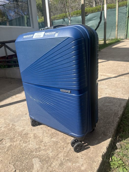 Куфар American Tourister Airconic