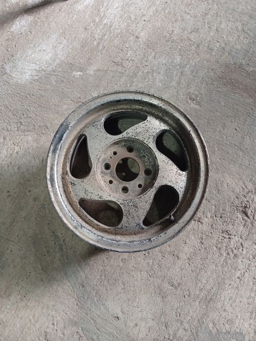Продам титановые диски на 13