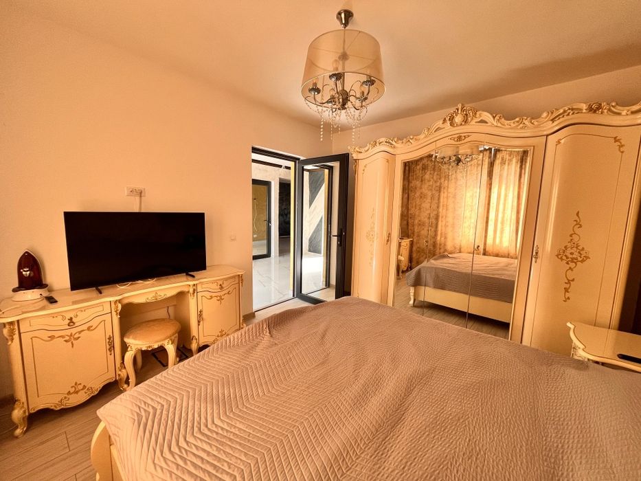 Casa de vanzare P÷M //.Suprafata Construită 260 mp