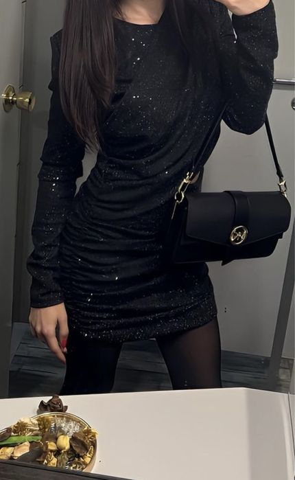 Бляскава рокля хс