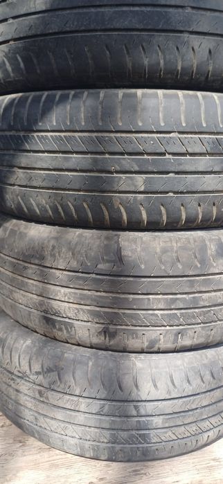 Продам шины в хорошем состоянии!