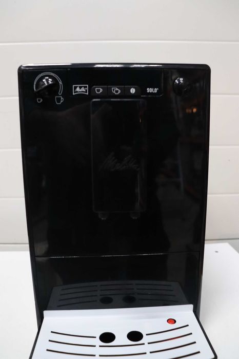 Кафеавтомат Melitta Caffeo Solo E950 PureBlack, автоматична кафемашина