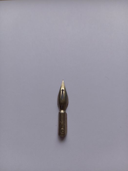 Перо для школьной ручки