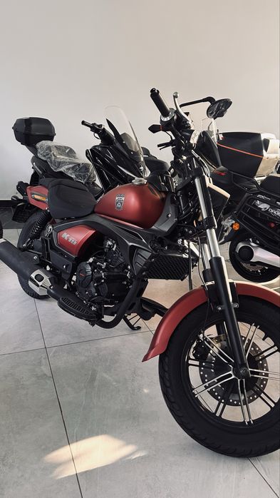Lifan chopper moto
