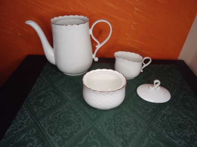 чаши,чинийки ,захарница, каничка от китайски костен порцелан Bononia