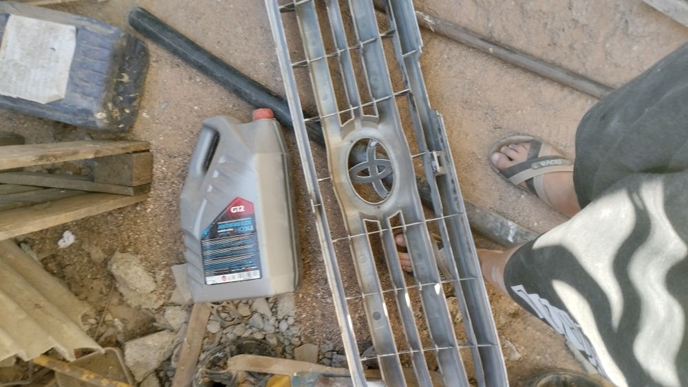 Продам решётки радиатора