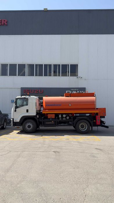 ISUZU FVR34K бензовоз