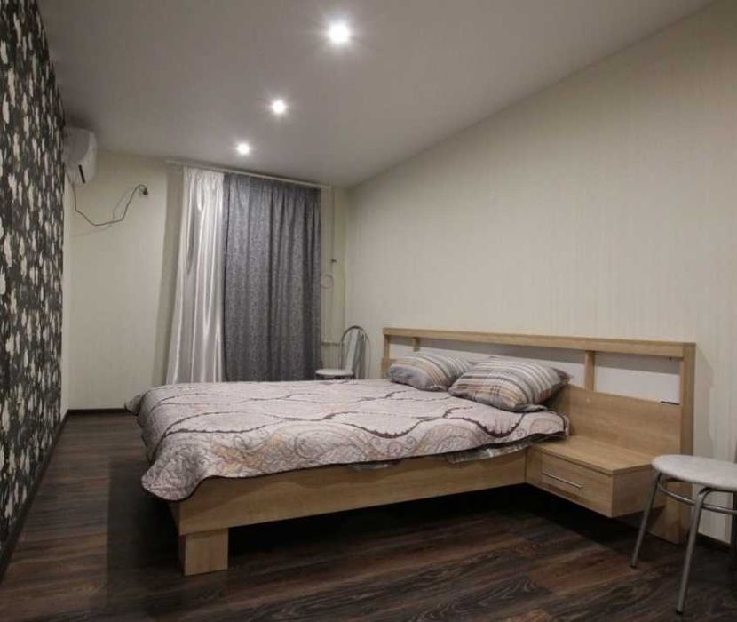 Дава се под наем Двустаен апартамент в Пловдив, Тракия - 65 кв.м за 229.5 € - Снимка #1