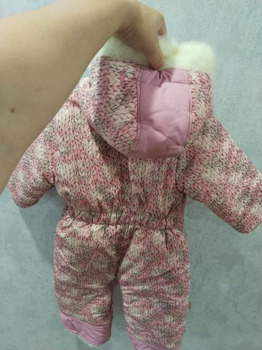 Зимний комбинезон на девочку