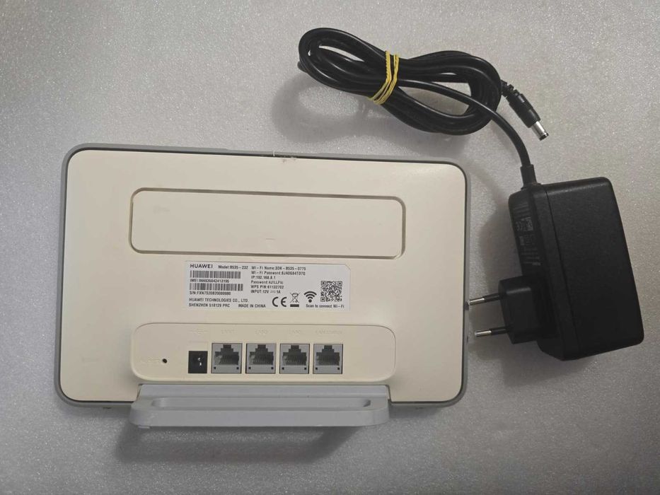 Router wireless cu slot SIM Huawei B535-232 4G+ 300MBPS, WIFI 2.4/5GHZ