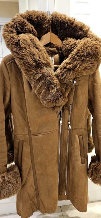 Топъл дамски кожух