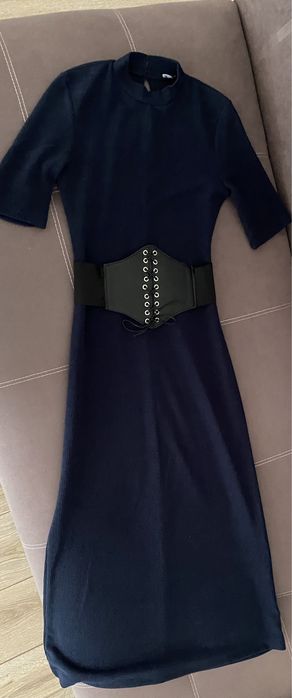 Продаю трикотажное платье