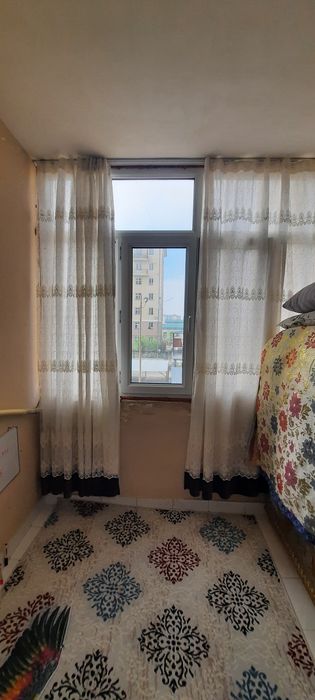 Квартира сотилади. 3 хонали 2-этаж.