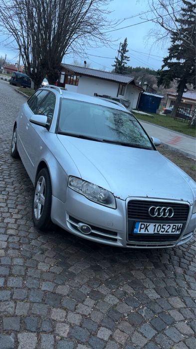 Продавам audi а4 b7