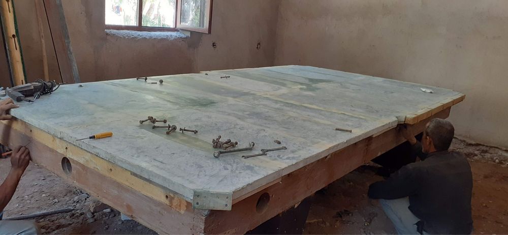 Бильярдный стол, шары (Арамит), 4 кий