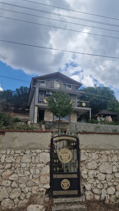 Продава се Къща в с. Батово, Област Добрич - 200 кв.м за 204 €/кв.м - Снимка #7