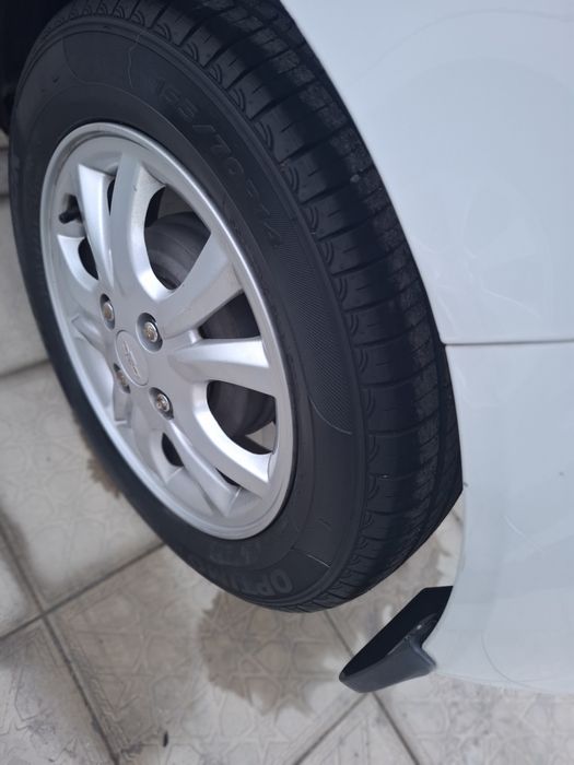 автомашина.  спарк