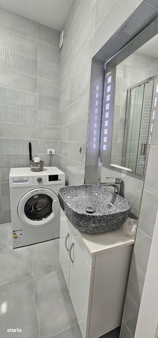 Apartament de vanzare cu terasă și beci, gata de utilizare