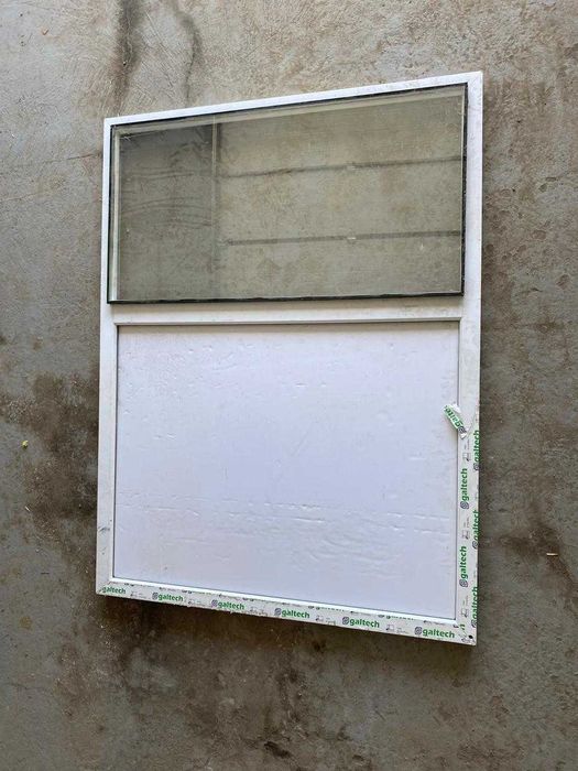 Пластик терезе сатылады 10 000тг