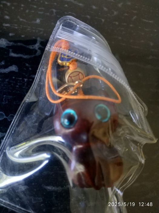 Брелок из сандалового дерева.Африка.