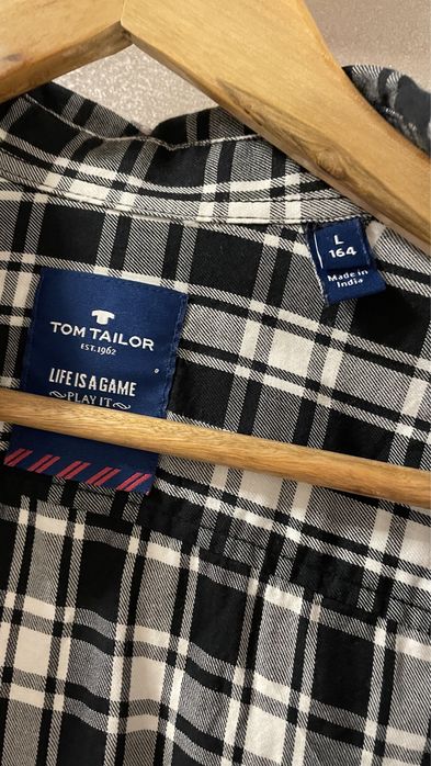 Camasa alba cu negru in carouri mărimea 168 cm