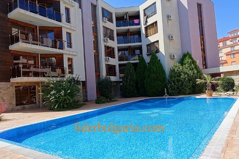 Двустаен апартамент в комплекс Магнолия Гарден