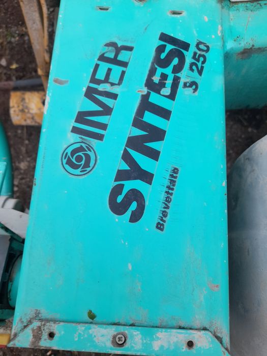 Vînd betonieră silențioasă fără coroană 300 litri preț 800 euro