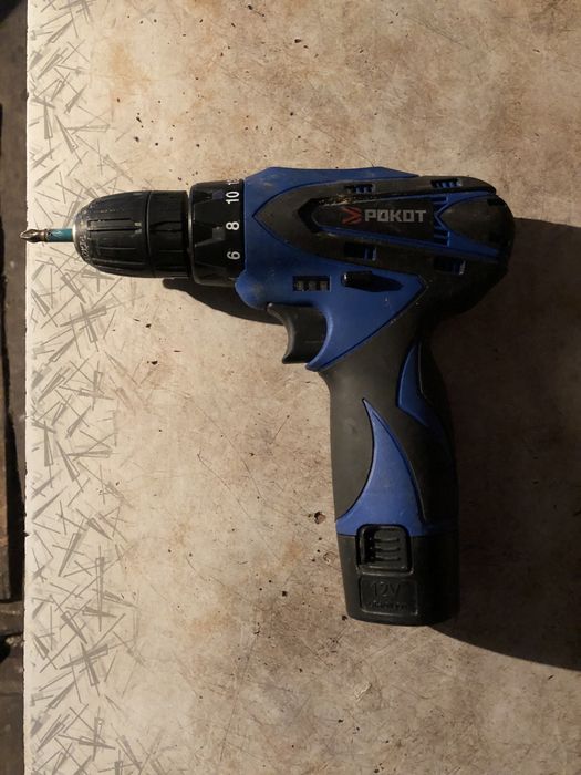 Продам шуруповерт