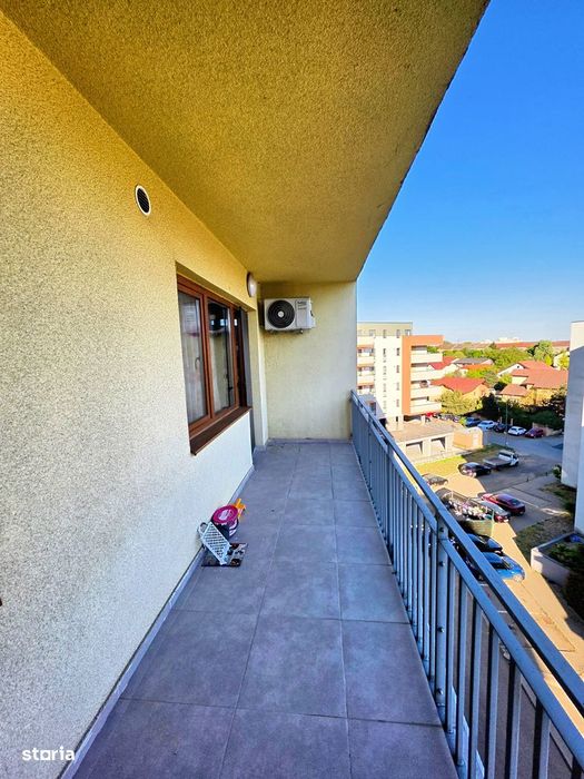 Inchiriez apartament cu 3 camere - 80 mp utili + 2 locuri de parcare