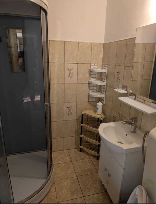 Inchiriez apartament, in Calarasi,