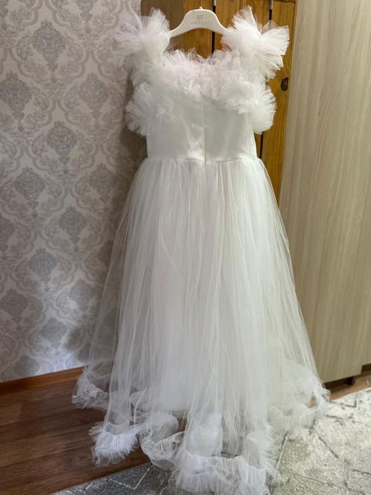 Продам детское платье бальное, вечернее